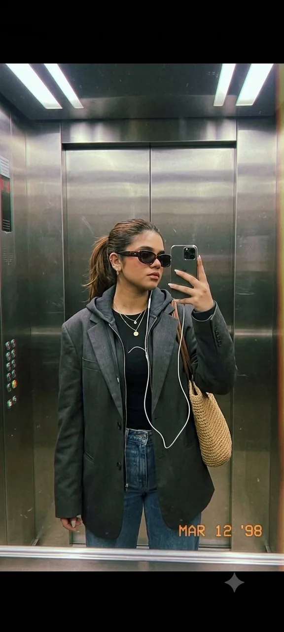 Stuck in a 90s elevator loop.