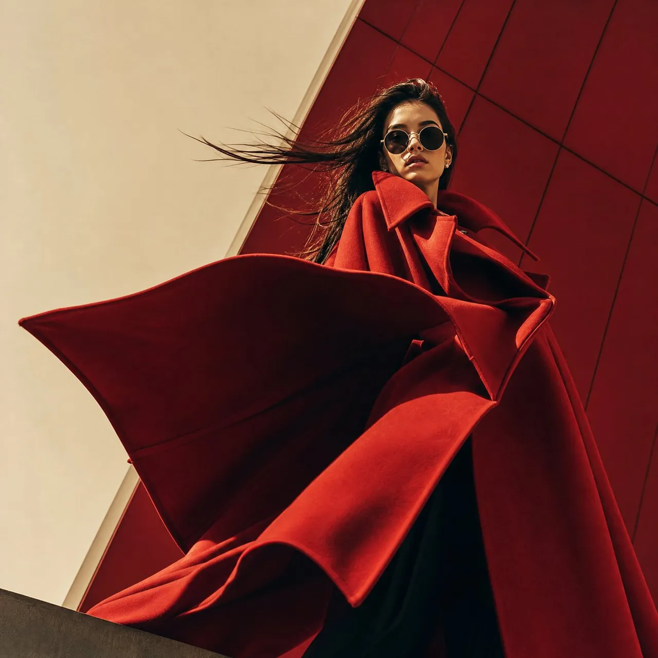 When fashion meets fearless geometry.