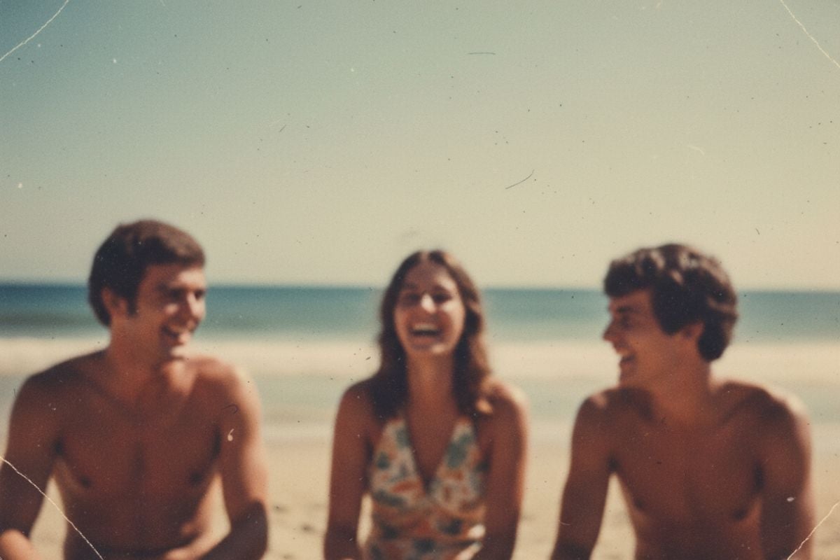 Grade de fotos vintage geradas por IA com diferentes estilos de filme